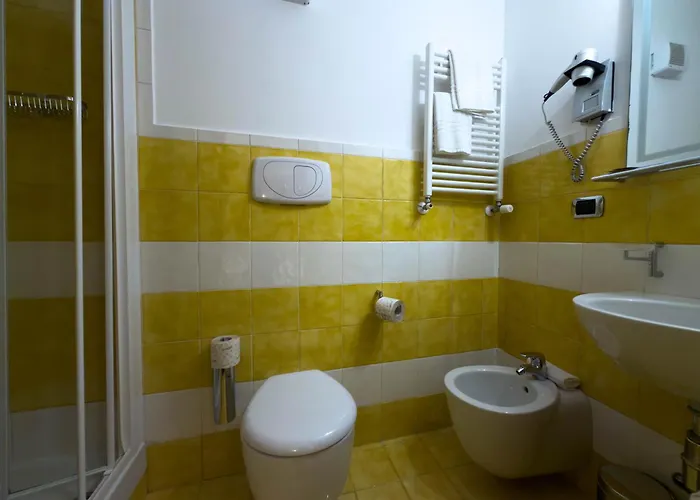 Couette-café Il Postale 4*